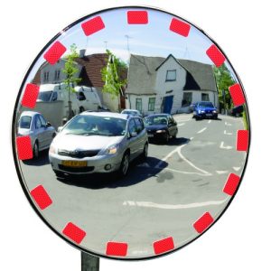 Trafikspegel med reflextejp
